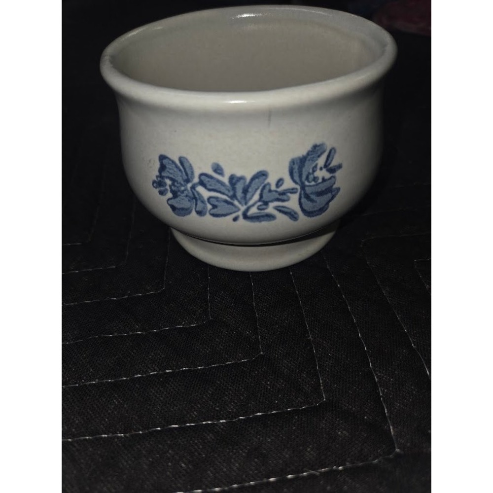 Pfaltzgraff Yorktowne Blue Floral Stoneware Bowl No Lid
